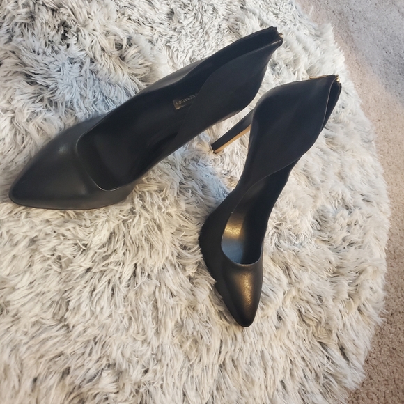 BCBGeneration Black Heels with Gold Zipper - Picture 2 of 4
